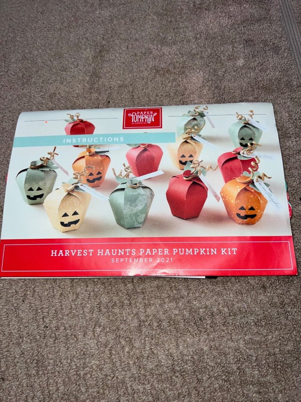 Harvest Haunts Paper Pumpkin Kit September 2021 Crafting Set 12 Treat Boxes